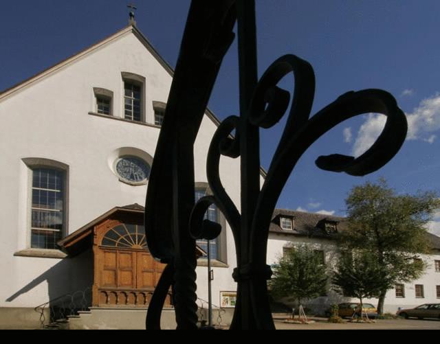 Seminar- Und Gaestehaus Im Kloster Bezau Exterior foto